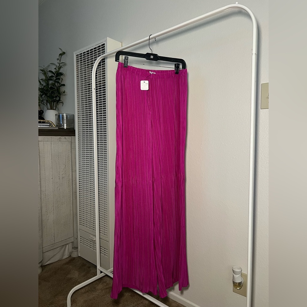 Elegant Pink Pleated Pant